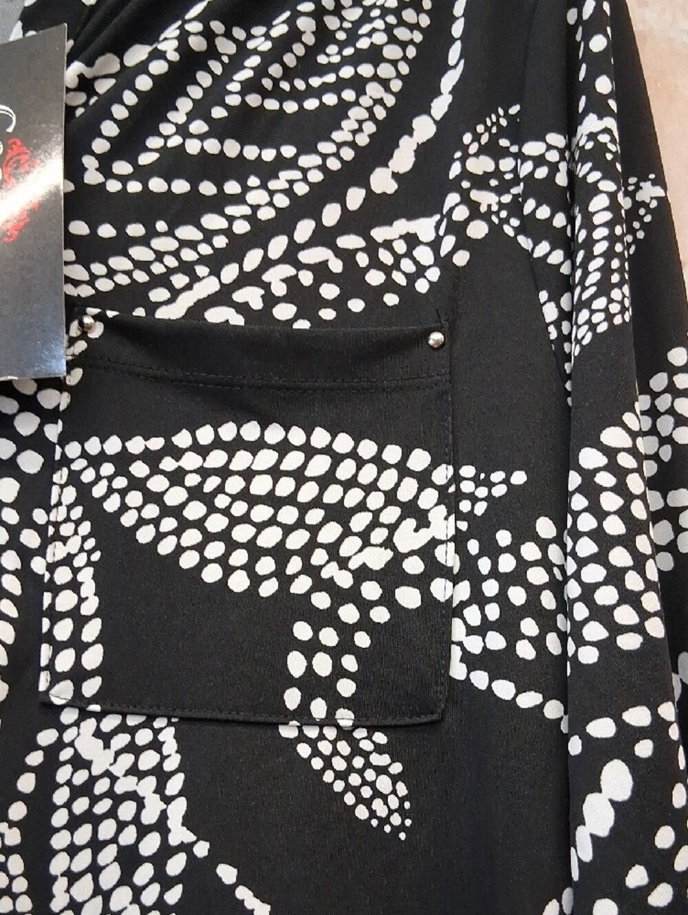 NWT Cocomo Black Button Down Dress with White Dot Leaf Motif - Picture 4 of 10